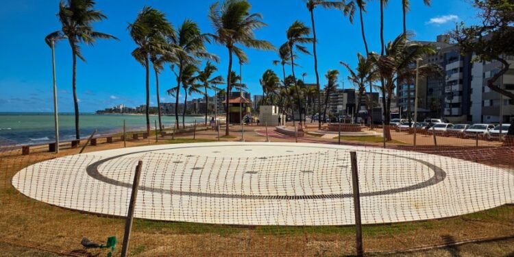 Posto 7 recebe fonte interativa com jatos de água de até 4 metros