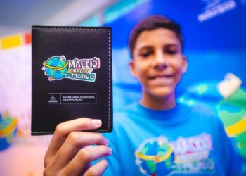 “Maceió Abraça o Mundo”: programa lançado pelo prefeito JHC leva estudantes da rede municipal para intercâmbio na Inglaterra