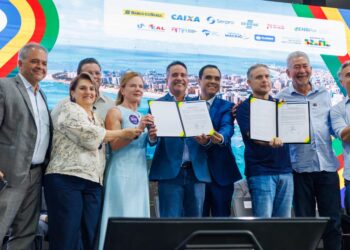 Caravana Federativa autoriza duplicação de rodovias e anuncia R$ 11 bilhões em obras para AL