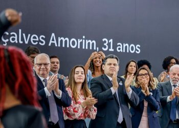 Representantes dos três Poderes assinam pacto de combate ao feminicídio