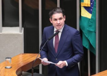 Presidente da Câmara destaca prioridades legislativas e votações previstas para 2026