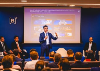 JHC vai à Bolsa de Valores de São Paulo para ampliar investimentos na educação pública de Maceió