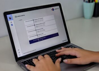 Sem filas e sem espera: veja como fazer a transferência de veículos online pelo site do Detran Alagoas