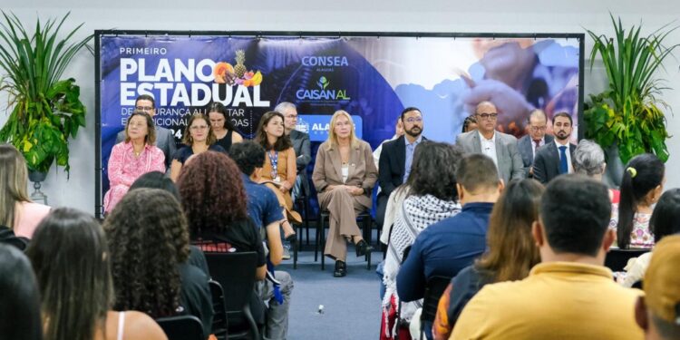 Governo de Alagoas entrega Plano Estadual de Segurança Alimentar para fortalecer combate à fome