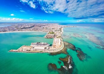 Maceió lidera avanço nas reservas de turistas estrangeiros no Brasil, aponta Civitatis