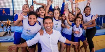 Prefeito Rodrigo Cunha acompanha início das atividades do Gigantão e reforça importância da educação integral