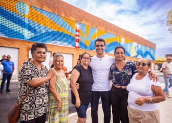 JHC entrega Novo Mercado e realiza sonho de 40 anos no Benedito Bentes