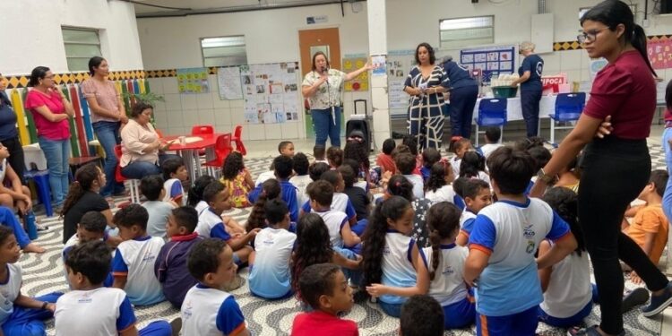 Escolas e CMEIs de Maceió elegem gestores nesta quarta (22)