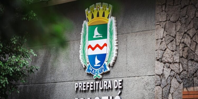 Prefeitura de Maceió inicia reestruturação administrativa no quadro de servidores