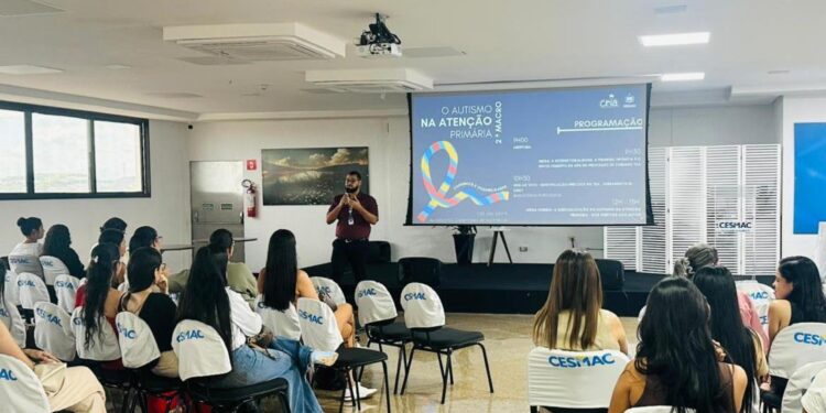 Sesau promove Seminário sobre Autismo e o Cuidado na Atenção Primária para profissionais da II Macrorregião de Saúde