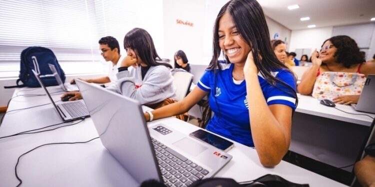 Prefeitura de Maceió oferta 480 vagas gratuitas em cursos profissionalizantes do Prepara Jovem
