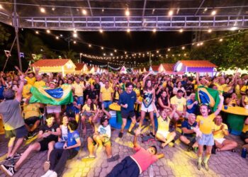 Vila Junina recebe transmissão de Brasil x Japão e programação musical nesta segunda (29)