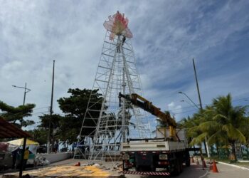 São João Massayó ganha Vila Junina com fogueira cenográfica de 24 metros na orla marítima de Maceió