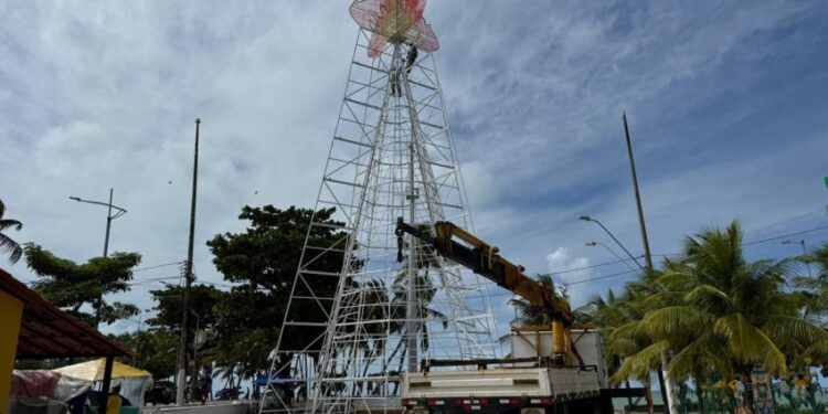 São João Massayó ganha Vila Junina com fogueira cenográfica de 24 metros na orla marítima de Maceió