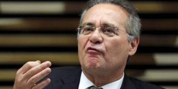 Justiça condena Renan Calheiros por mentiras, acusações falsas e fake news contra Arthur Lira e manda senador retirar postagem das redes sociais